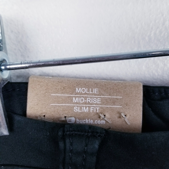 BKE Buckle Black Mollie Shorts NWT, size 30 - Picture 3 of 9